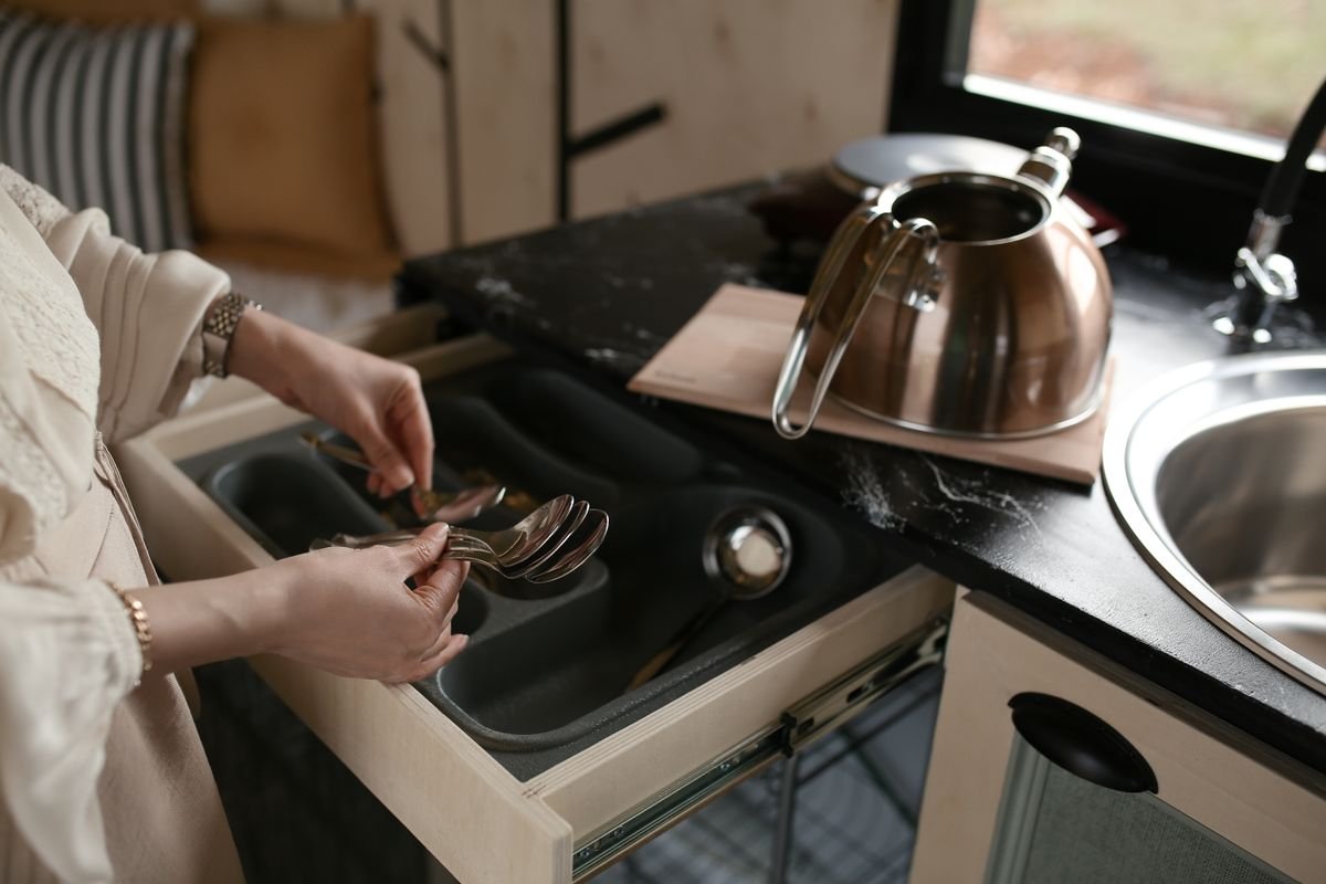 5 Kitchen Drawer Myths That Keep Your Utensils in Chaos (and What Actually Works)